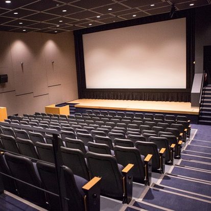 de Sève Cinema Seating and screen in de Sève Cinema venue