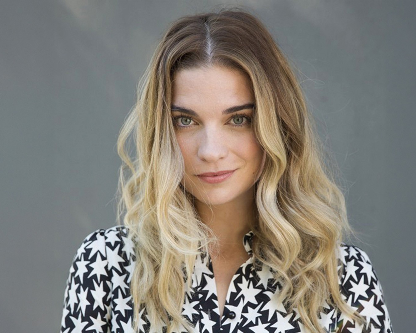 Great Concordian: Annie Murphy, Emmy Award-winning actress